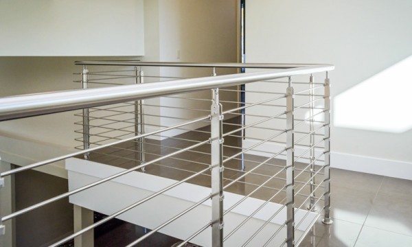 Custom curved staircase by CAST Tekna Jazz collection
