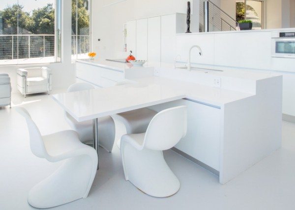 Built-in kitchen table