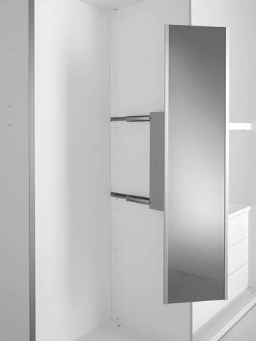 Custom closets by Pianca, custom closet design, custom closet solutions, custom-built closets, closet installation, high-end closets, high-quality closets, Italian closet, modern design