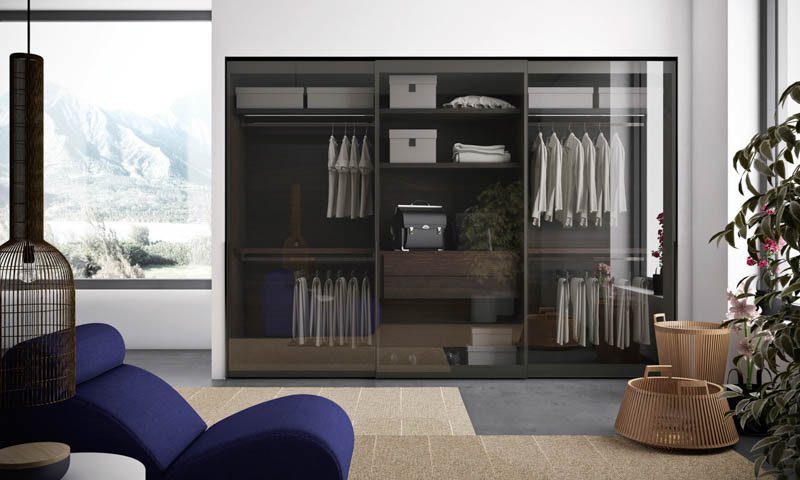 Custom closets by Pianca, custom closet design, custom closet solutions, custom-built closets, closet installation, high-end closets, high-quality closets, Italian closet, modern design