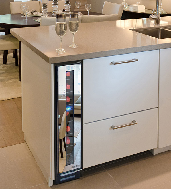 Vinotemp 7-Bottle Mirrored Wine Cooler