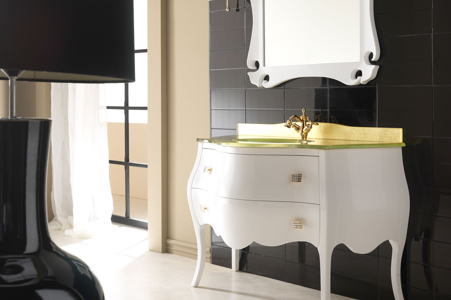 Traditional Bathroom Cabinets | European Cabinets & Design