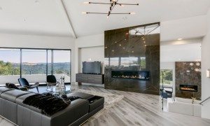 This recently remodeled home in Lafayette, CA, features a living room accent wall with a Montigo gas fireplace and floor-to-ceiling Spanish tile.