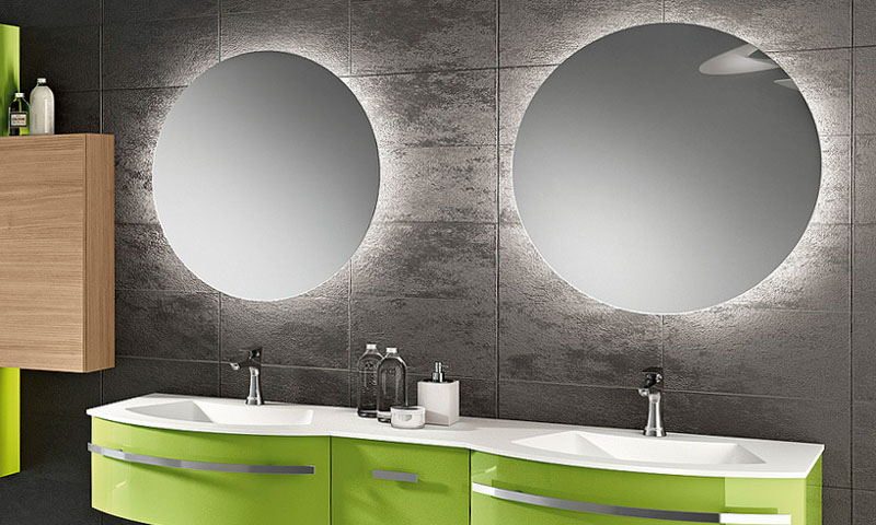 modern bathroom mirrors and lamps