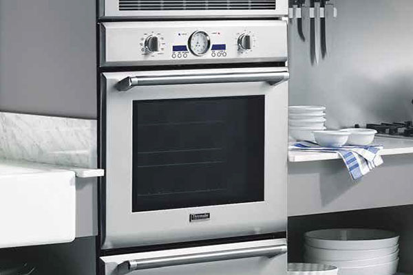 Thermador 30” Professional Series Single Oven POD301J