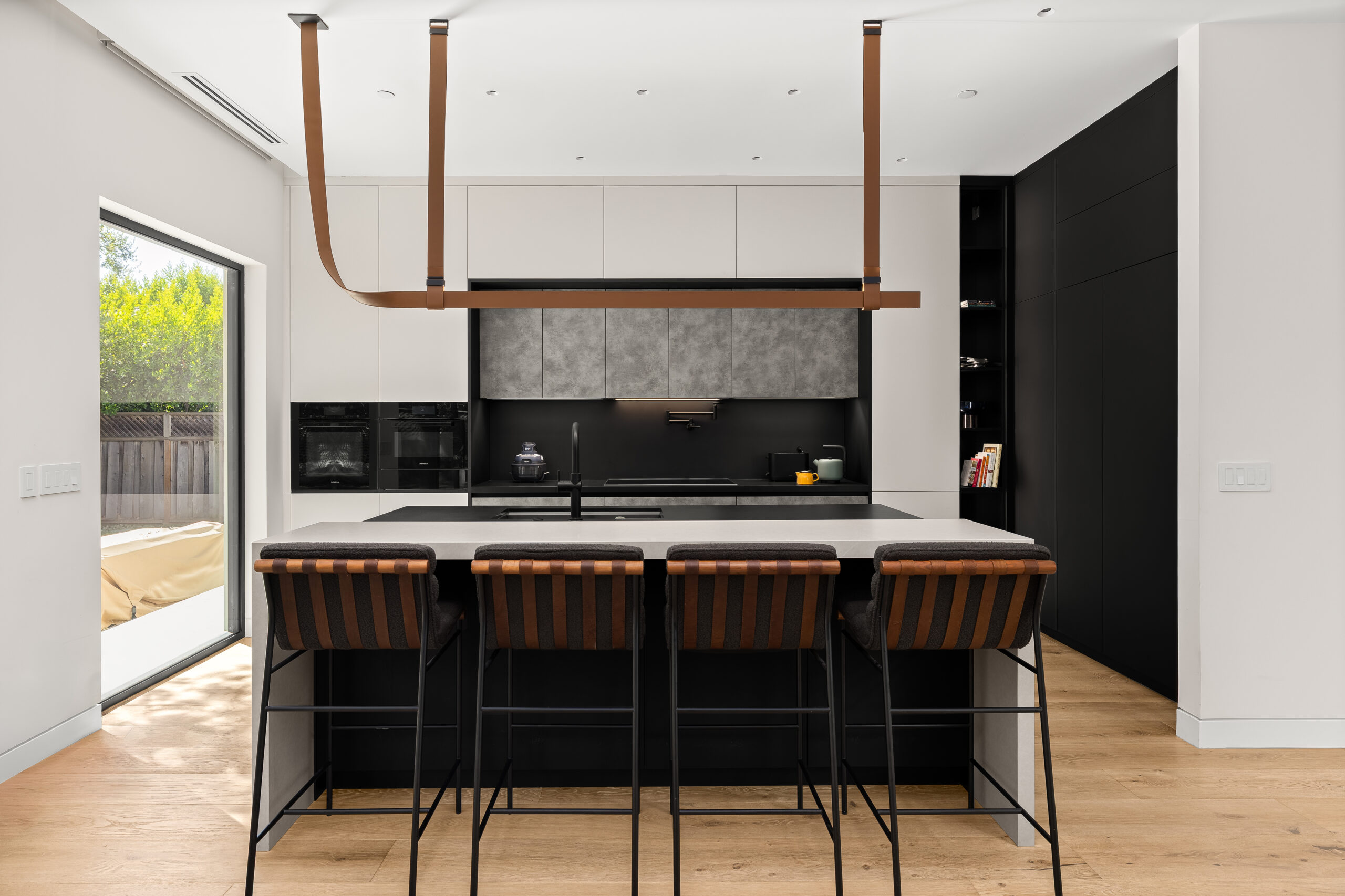 Los Gatos Ultra-Modern Home