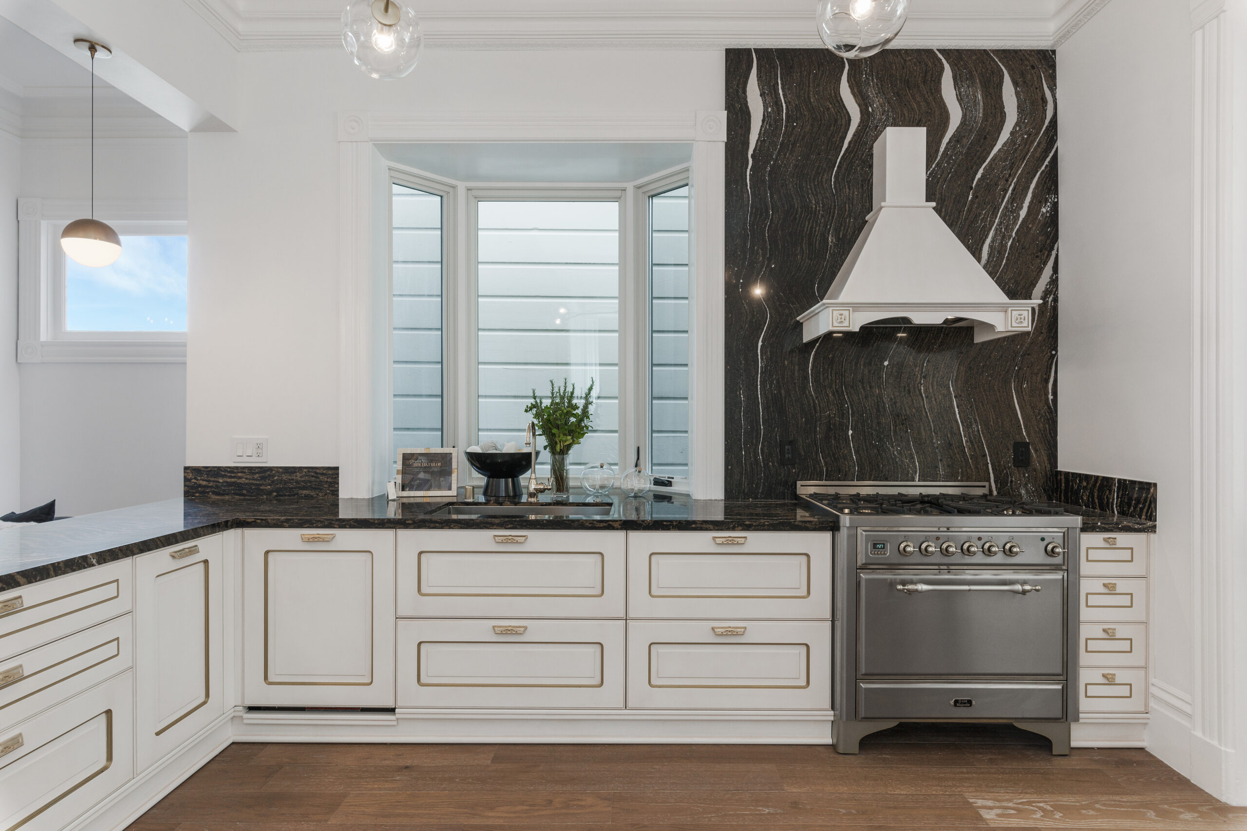 Custom vs Italian Kitchen Cabinets: Which Is Better?